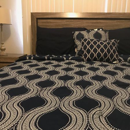 Sinajana 1 Bedroom / 1 Bath . Private Apt. Free Wifi, Interent & Parking מראה חיצוני תמונה